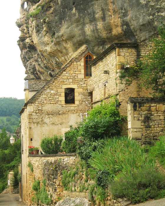 La Roque-Gageac-красивая деревня во Франции