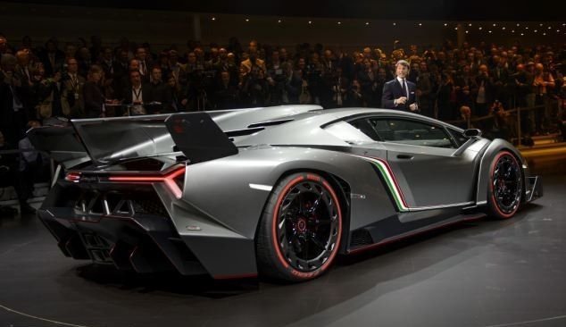 Эксклюзивный суперкар ко дню рождения концерна Lamborghini