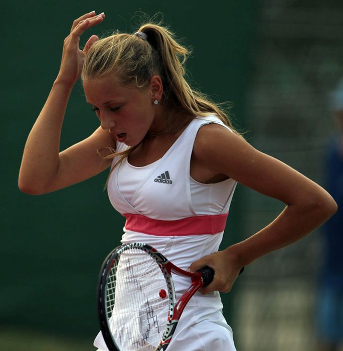 Восходящая звезда российского тенниса (Анна Смолина)