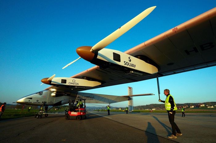 Solar Impulse 2 концептуальный самолет на солнечных батареях