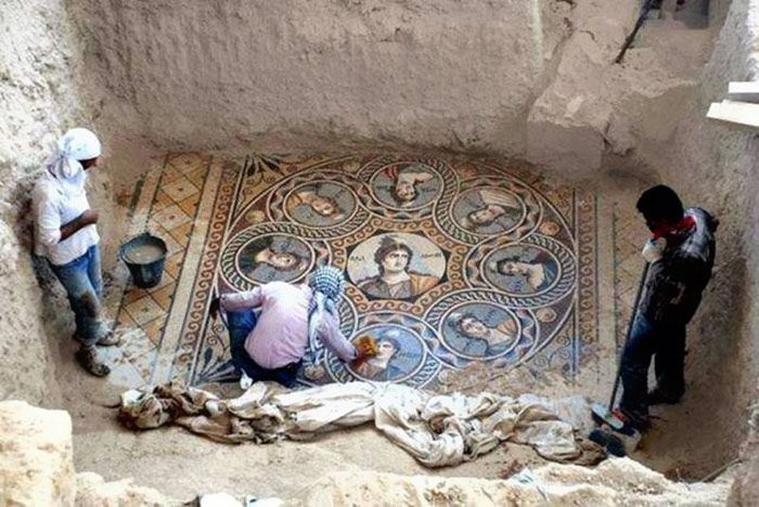 2000-летняя мозаика обнаружена в турецком городе Зевгмы