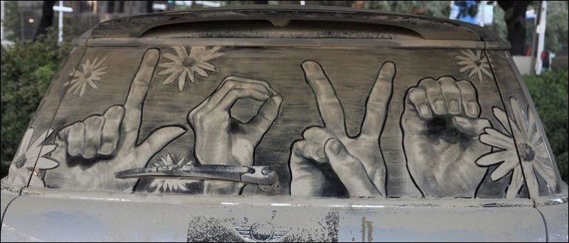 Рисунки на грязных авто от художника Скотт Уэйд
