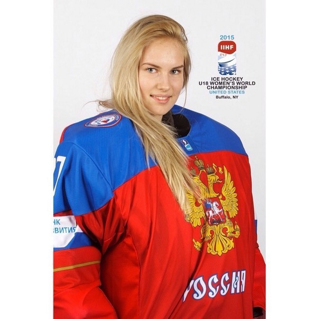 Елизавета Кондакова — вратарь сборной России по хоккею