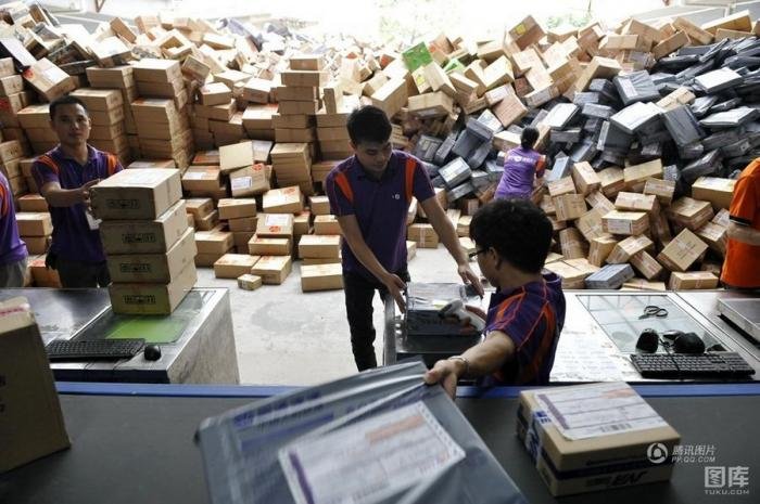 Завалы на почте Китая после всемирного дня шоппинга