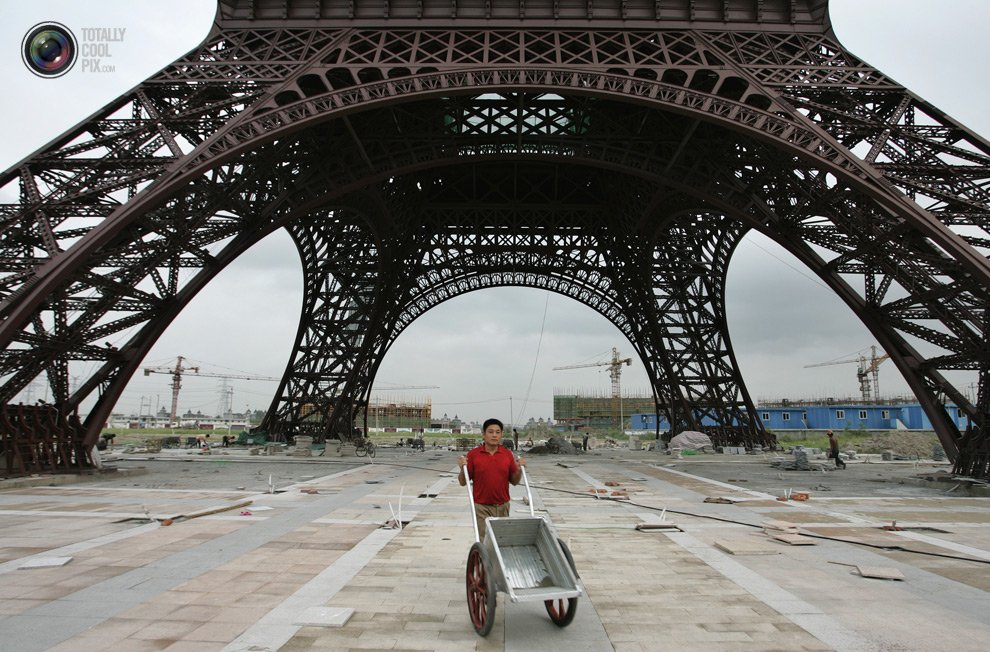Копия Парижа в Китае (20 фото)