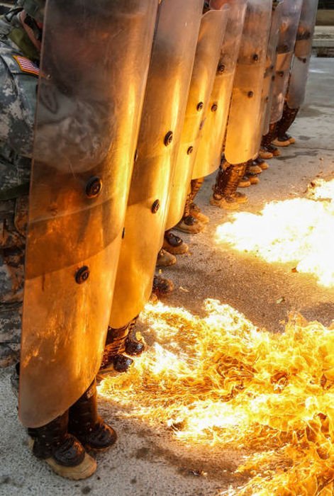 Огненная тренировка в подразделениях США (25 фото)