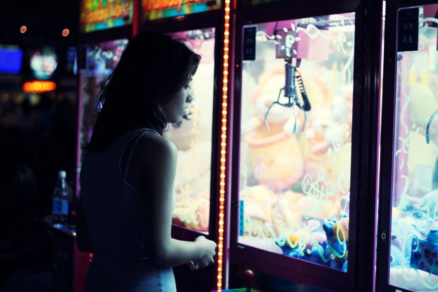 В игровых автоматах типа "Хватайка" шансы на победу игрока настраиваются владельцем автомата (3 фото)