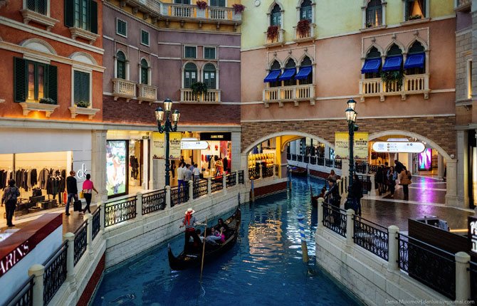 Самое большое в мире казино «The Venetian» (12 фото)