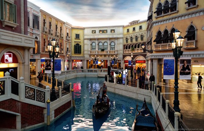 Самое большое в мире казино «The Venetian» (12 фото)