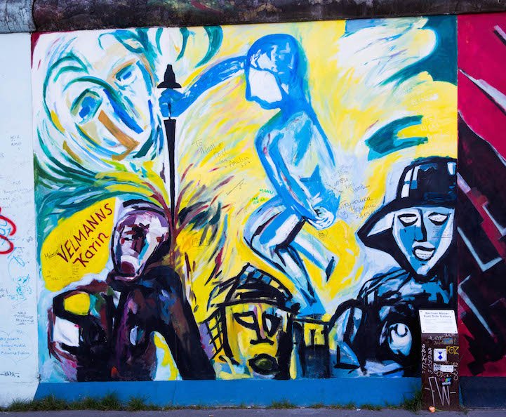 Рисунки Берлинской Стены (20 фото)