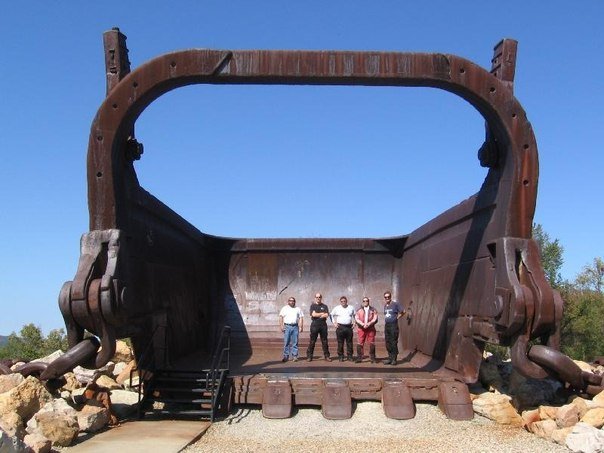 Ковш самого большого экскаватора в мире (12 фото)