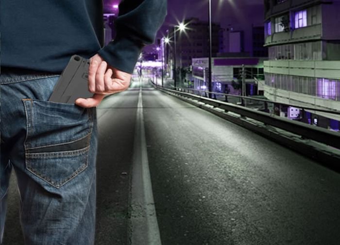Пистолет для самообороны замаскированный под смартфон
