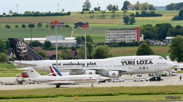 Случайная встреча самолетов Меркель, Олланда и Iron Maiden