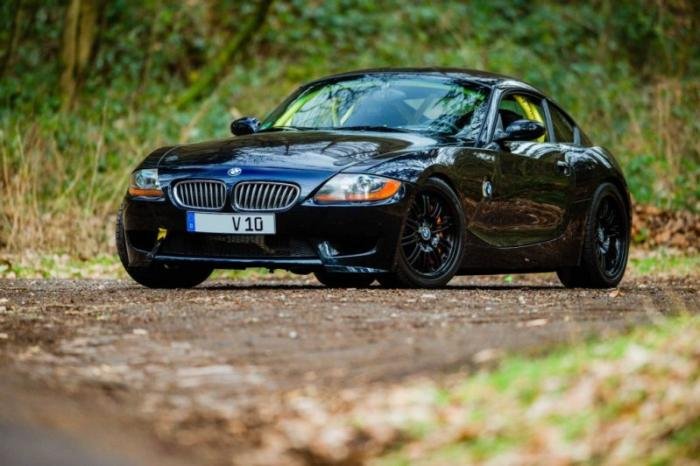 BMW Z4 с двигателем от Dodge Viper