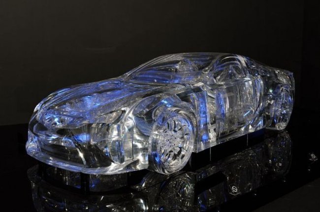 Lexus из льда