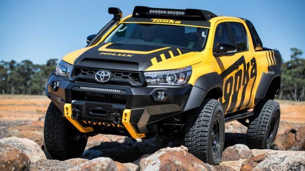 Toyota и производитель игрушек создали спецверсию Hilux Tonka