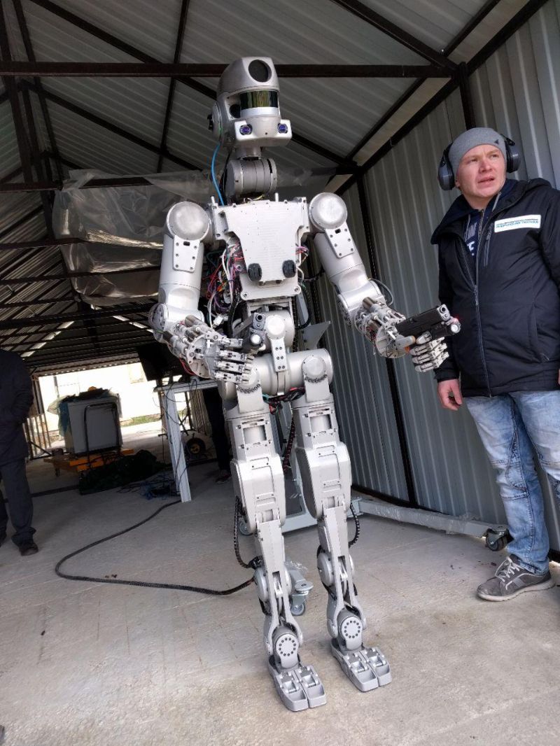 Robô russo ‘FEDOR’, já está apto a utilizar armas de fogo