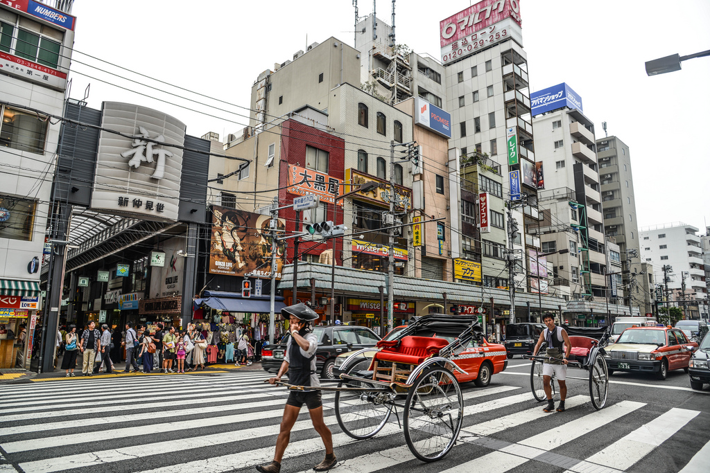 Красивые фотографии улиц Японии и людей от Charles Bechet #street