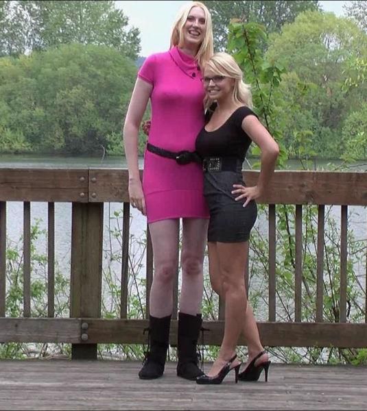 Самые высокие девушки (49 фото)