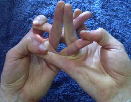 Пальцевая йога (5 фото)