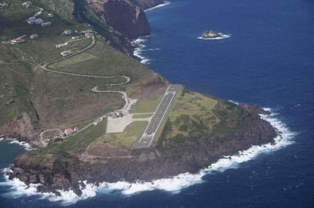 Аэропорт на острове Saba в Нидерландах