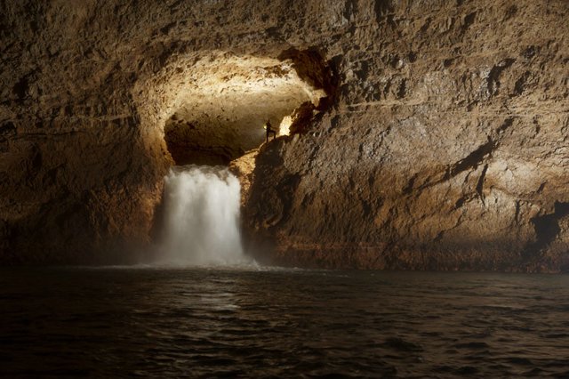 Пещеры (15 фото)
