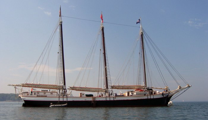 Парусники (46 фото)