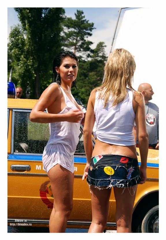 Помыли Вазик...