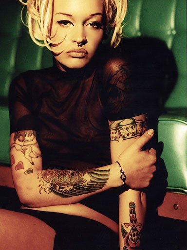 Девушки и их тату