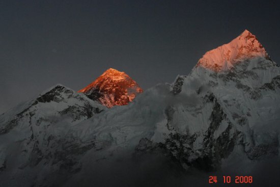 Закат в гора(красота)