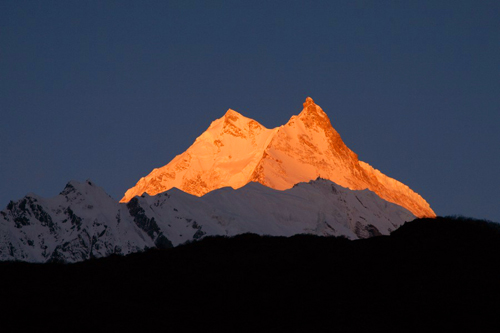 Закат в гора(красота)