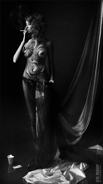 Прикольный бодиарт (Ню)