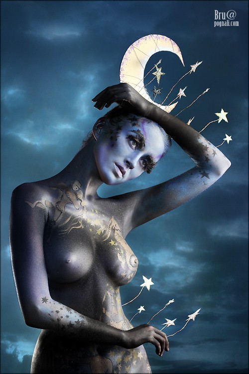 Прикольный бодиарт (Ню)