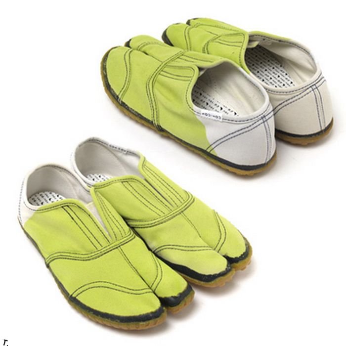 Необычная обувь