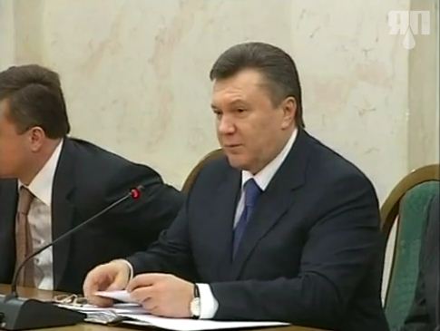 Янукович назвал Медведева "Владимир Анатольевич"