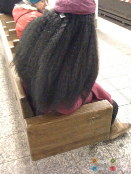 Странные люди в метро