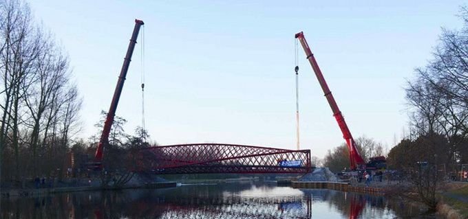 Голландский Twist Bridge