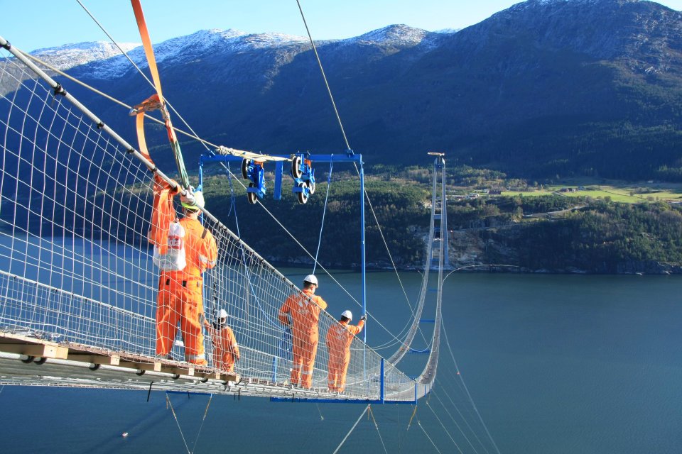 Как строили мост в Норвегии