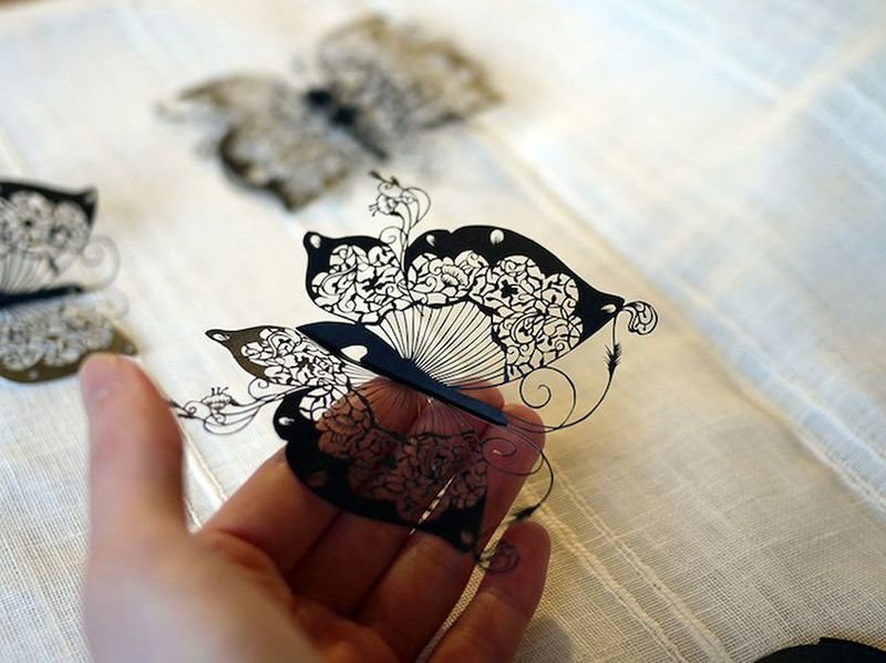 Бумажный креатив от Хины Аоямы