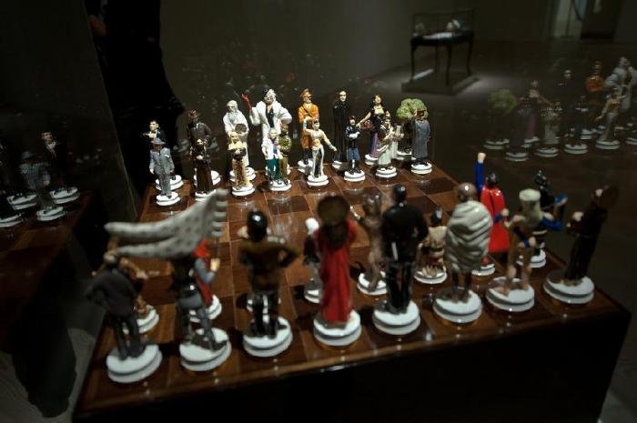 Шахматы с живыми соперниками. _Живые шахматы Франческо Ридольфи. Шахматы в стиле Звездных войн. Удивительные шахматы конкурс. Шахматы из пуль.