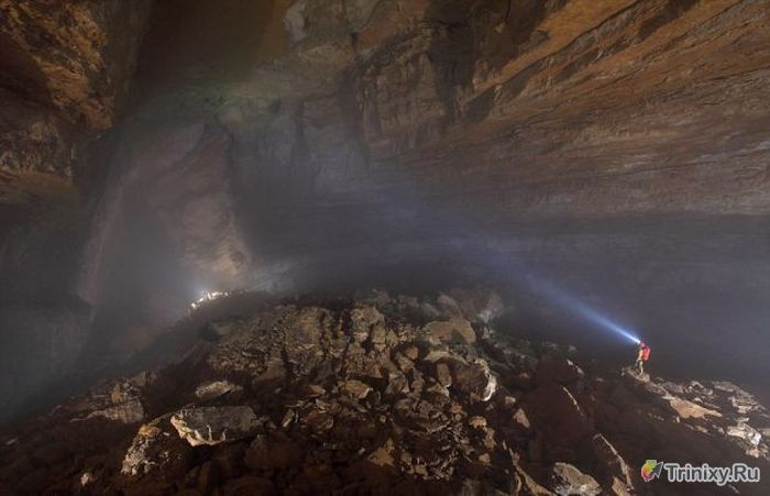 Система пещер Er Ван Донг в Китае