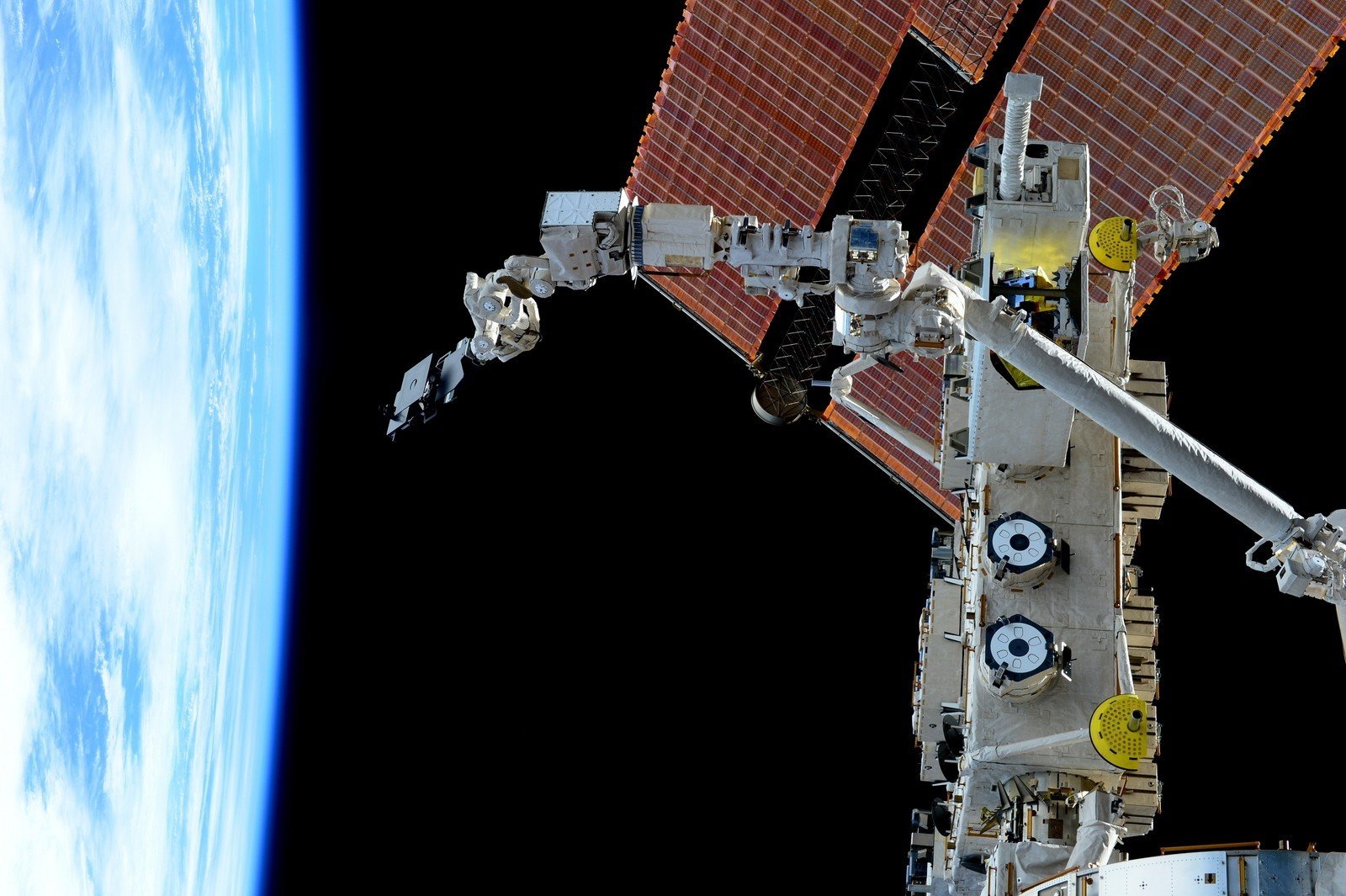 Красивые фотографии с видом из космоса на Землю от астронавта Samantha Cristoforetti (140 фото)