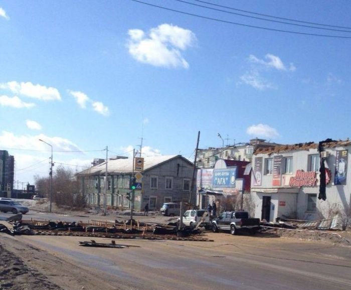 В Якутске разыгрыалась непогода - облицовку города прийдётся отстраивать заново