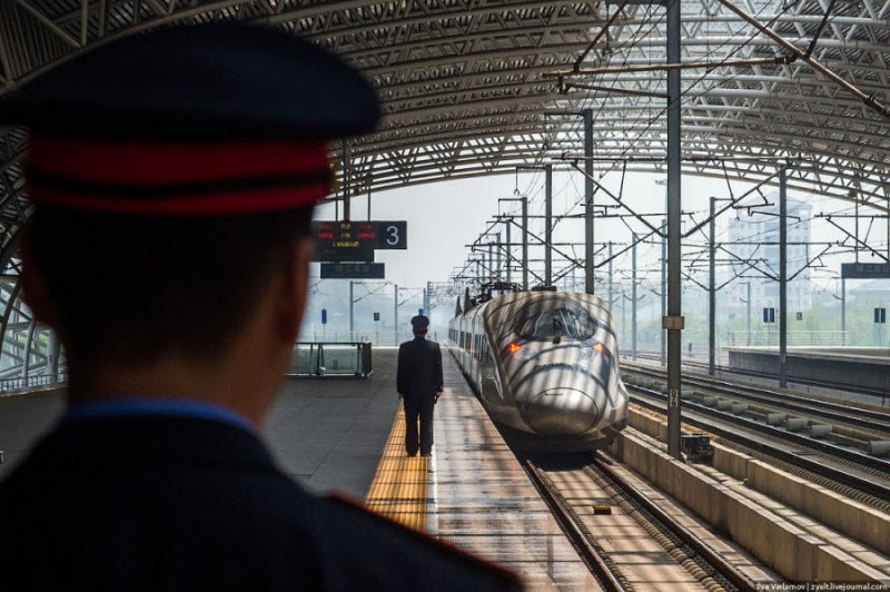 Железные дороги и поезда в Китае