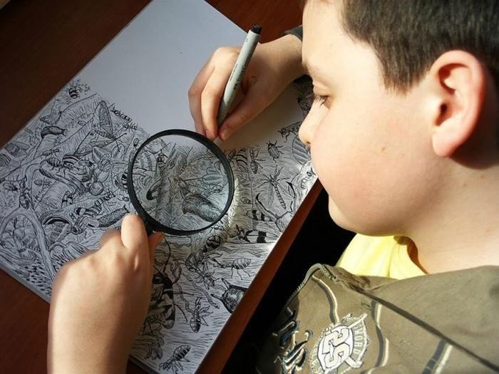Невероятно хорошая техника рисования 11-летнего мальчика (14 фото)