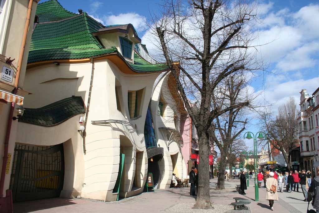 Кривой домик в Сопоте (10 фото)