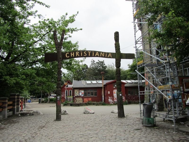 Свободный город Христиания основанный хиппи (12 фото)