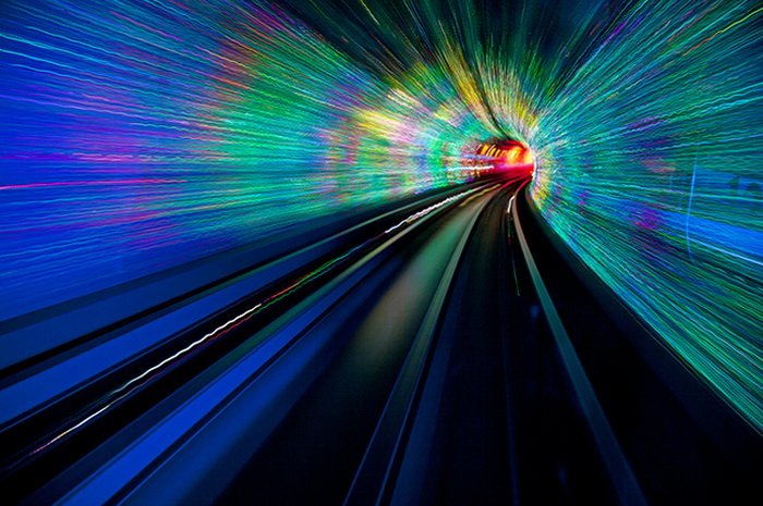 Туннель в Шанхае Bund Sightseeing Tunnel (14 фото)