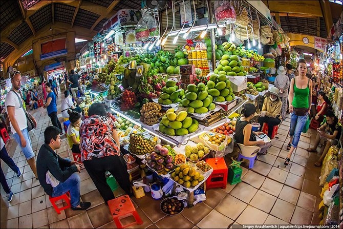 Прогулка по продуктовому рыноку Сайгона (27 фото)
