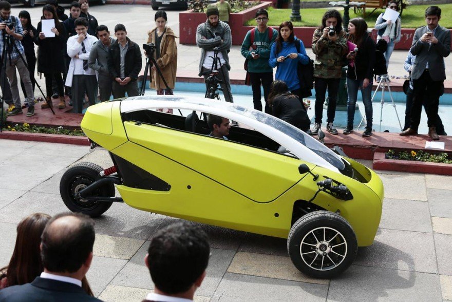 Трехколесный чилийский электромобиль Soki (7 фото и 1 видео)